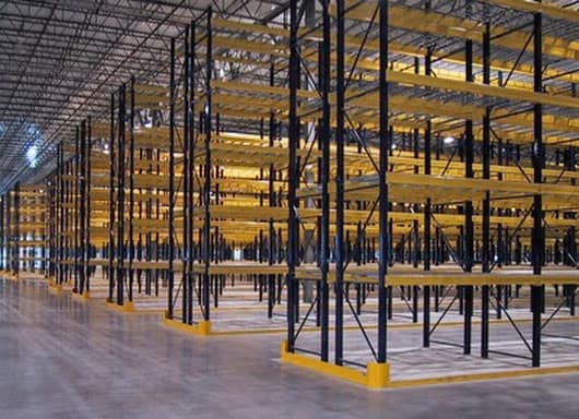 warehouse shelving storage with pallet racking